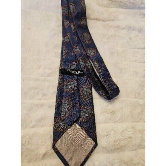 Christian Dior Navy Blue w/ Floral Pattern 100% Silk Necktie Made in Italy - Picture 2 of 3